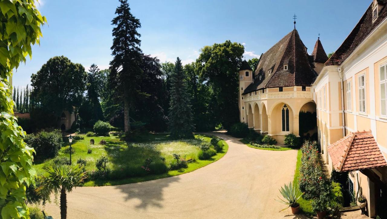 Ferienwohnung Schloss Schrattenthal Zewnętrze zdjęcie